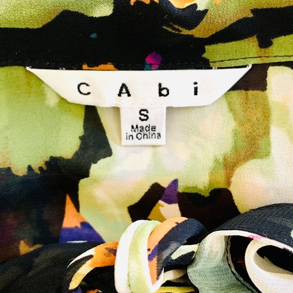 CAbi #146 Cascading Ruffle Tie Front Blouse Small - Picture 7 of 9